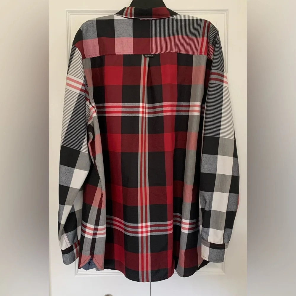 Rocawear Plaid Long Sleeve Shirt - Picture 2 of 3